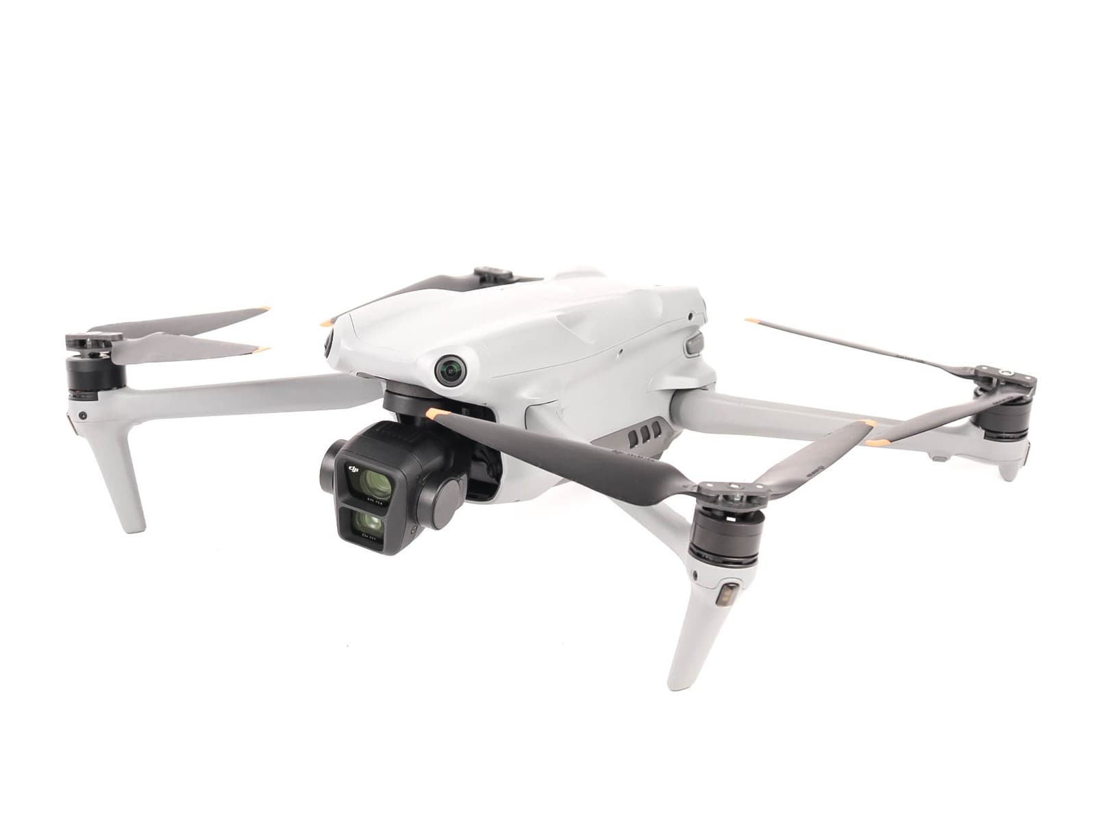 2023 DJI Air 3 Fly More Combo