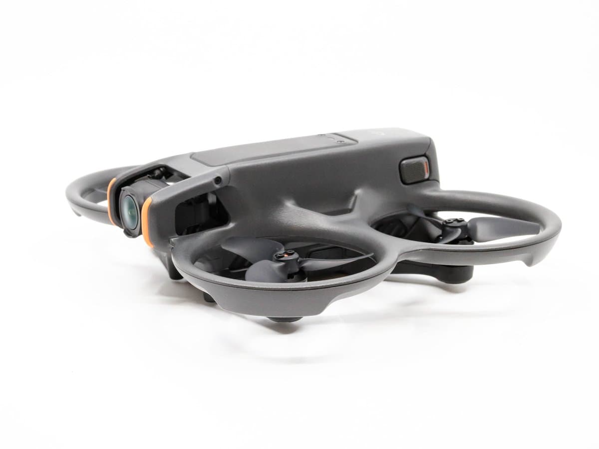 DJI Avata 2 Fly Smart Combo with RC Motion 3 Controller (Three Batteries)