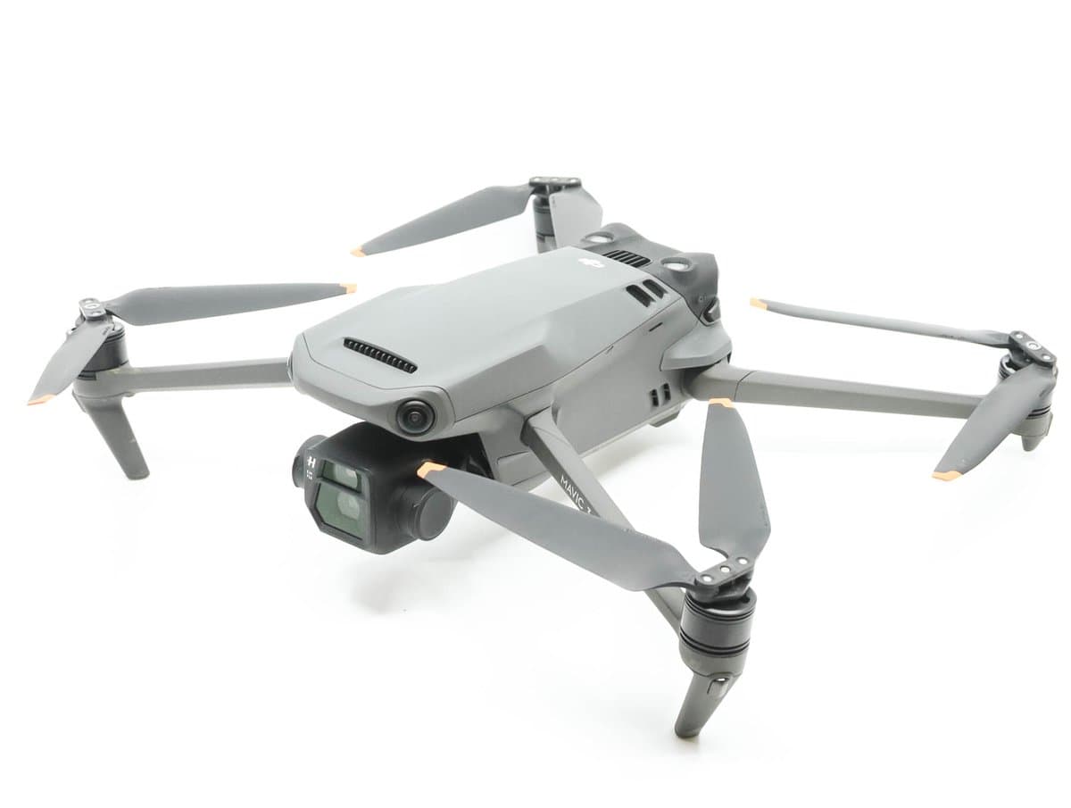 DJI Mavic 3 Fly More Combo