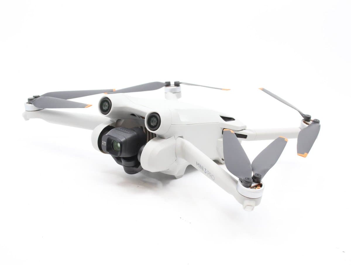 2022 DJI Mini 3 Pro Fly More Combo